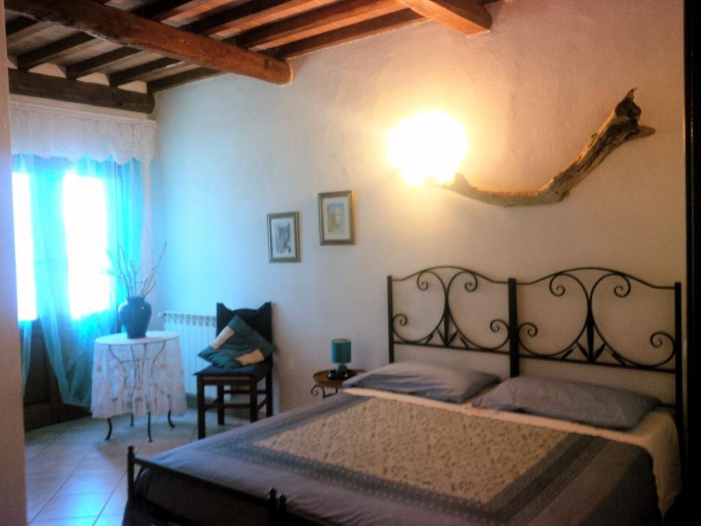 מונטיאנו Agriturismo San Giusto חדר תמונה
